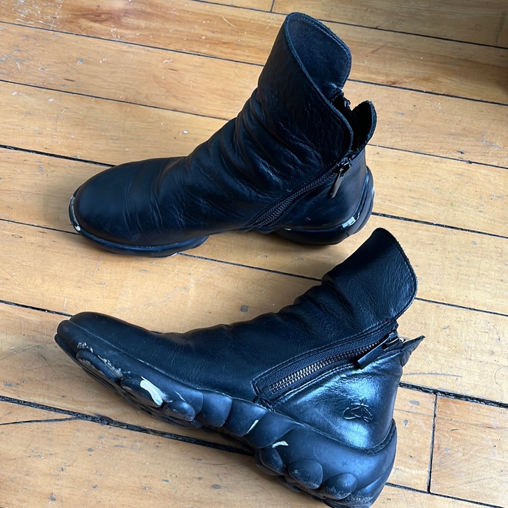 John Fluevog booties size 8.5
